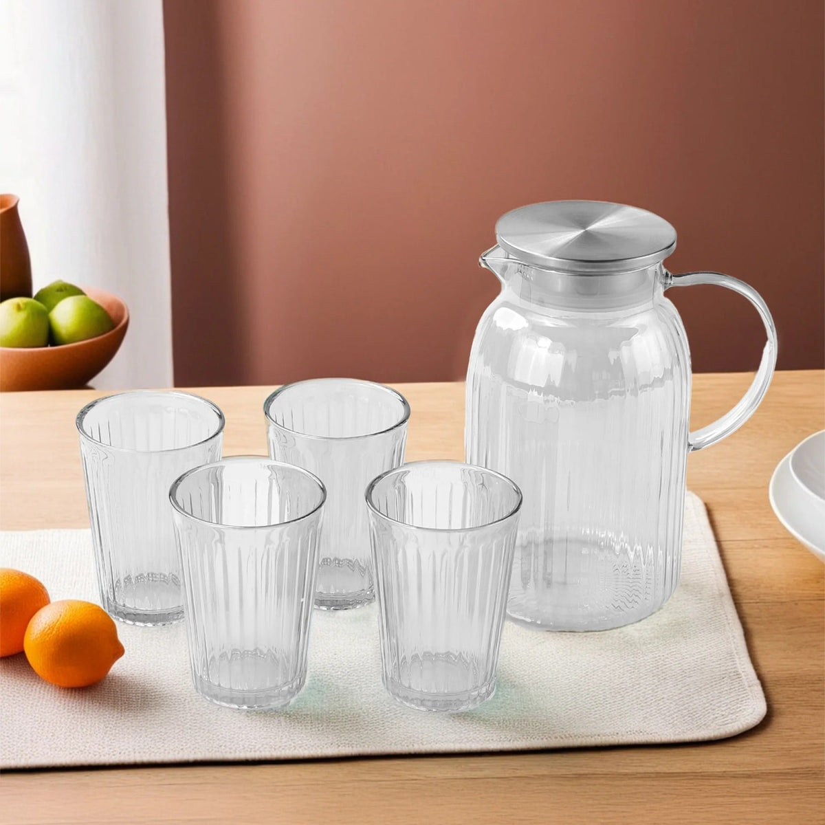 Borosilicate Jug Set Jug 1600 ml + 4 Glasses 260 ml Glass Water Jug with Lid Designer