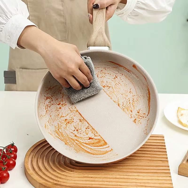 Ceramic Non-Stick Wok Frying Pan – Ideal for Pancakes, Steak, and Sauces, Compatible with Induction and Gas Stoves, 22cm