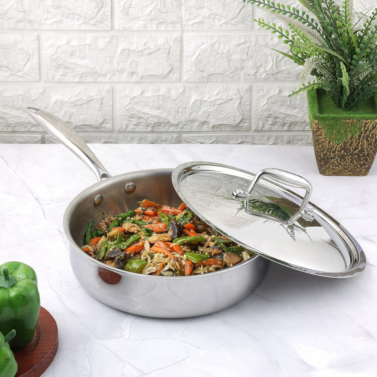 Triply Stainless Steel Sautepan With Lid, 2.6 L, 24 cm