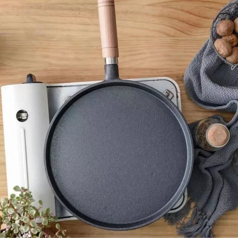 Cast Iron Non-Stick Griddle – Uncoated Griddle/Frying for Eggs, Crepes, and Pancakes, Compatible with Induction & Gas Stoves (Available in 20cm, 23cm, 26cm Sizes)