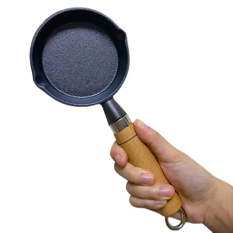 Pre-Seasoned Cast Iron Mini Frying Pan – 10cm Non-Stick Skillet – Ideal for Mini Steaks, Eggs, Pancakes & More – Compatible with Gas, Electric & Induction Hobs (Handle Options: Cast Iron or Wooden)