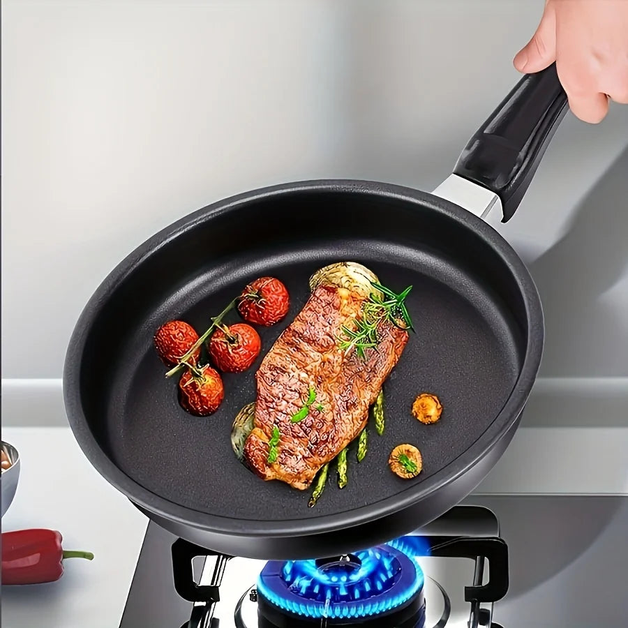 Pre-Seasoned Cast Iron Skillet – 18cm Non-Stick Frying Pan for Steak, Eggs, Roasting & More – Compatible with Induction and Gas Stoves