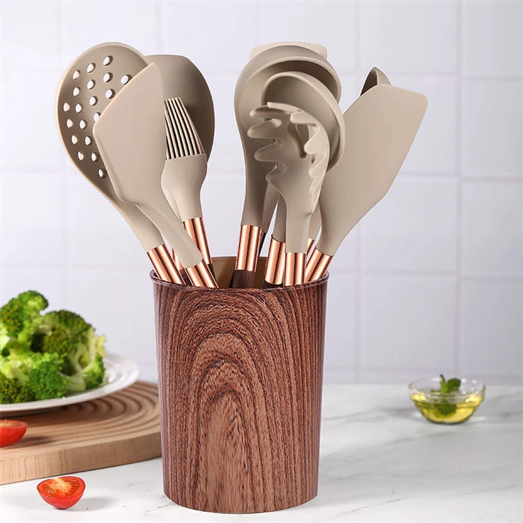10-Piece Silicone Kitchen Utensils Set with Wooden-Effect Handles & Matching Utensil Holder – Heat-Resistant, Non-Stick Safe & Easy to Clean – Includes Spatulas, Spoons, Turners, Pasta Server, Brush & Skimmer – Perfect for Daily Cooking & Modern Kitchens