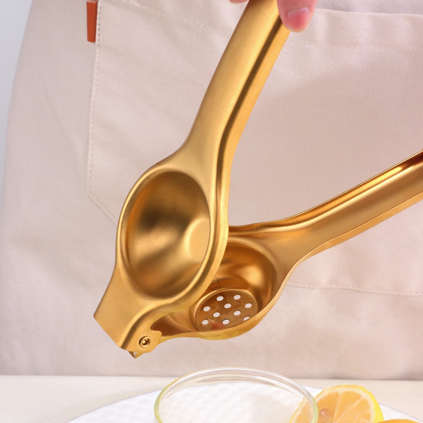 Golden Stainless Steel Lemon Squeezer – Hand Press Juicer for Lemons, Oranges & Citrus Fruits