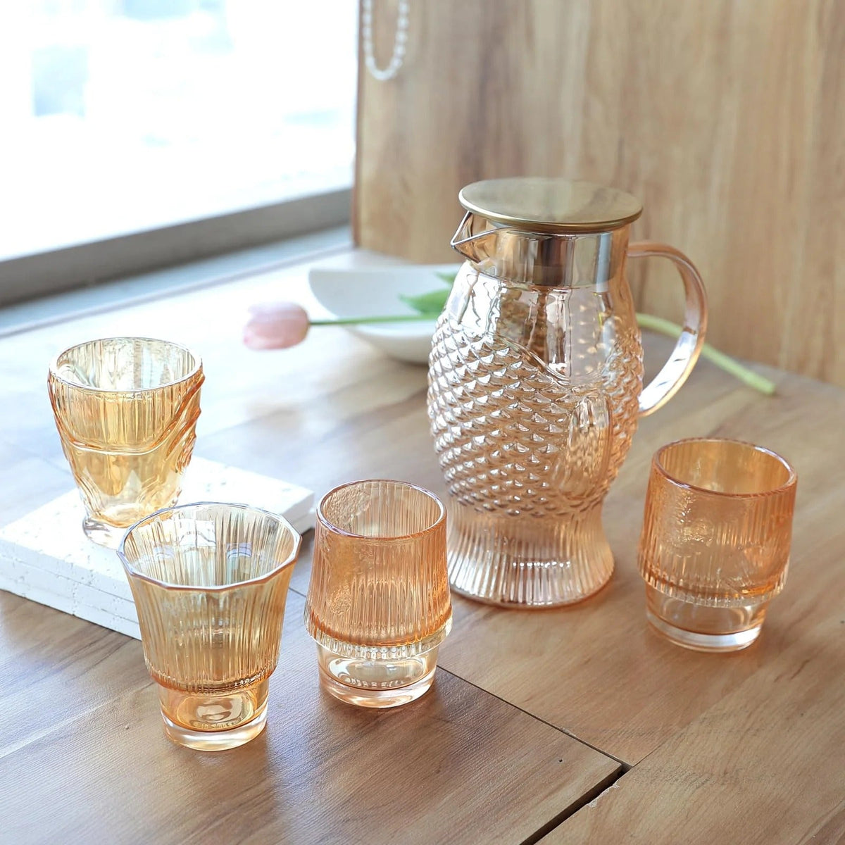 Borosilicate Glass Water Jug 1100 ml with 4 Assorted Glasses (160-240 ml) Designer Gift Set