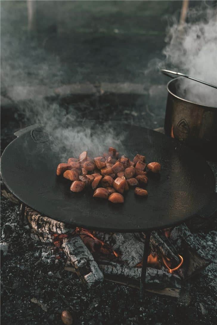 3 Legged Cast iron Pan