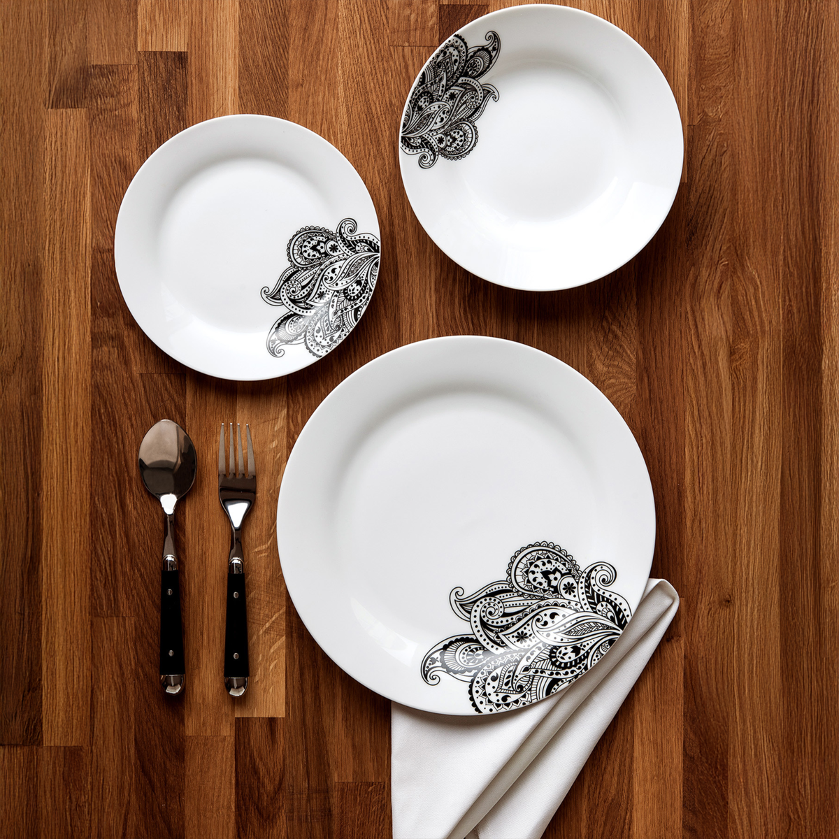 12 Piece Black Heritage Pattern Dinner Set