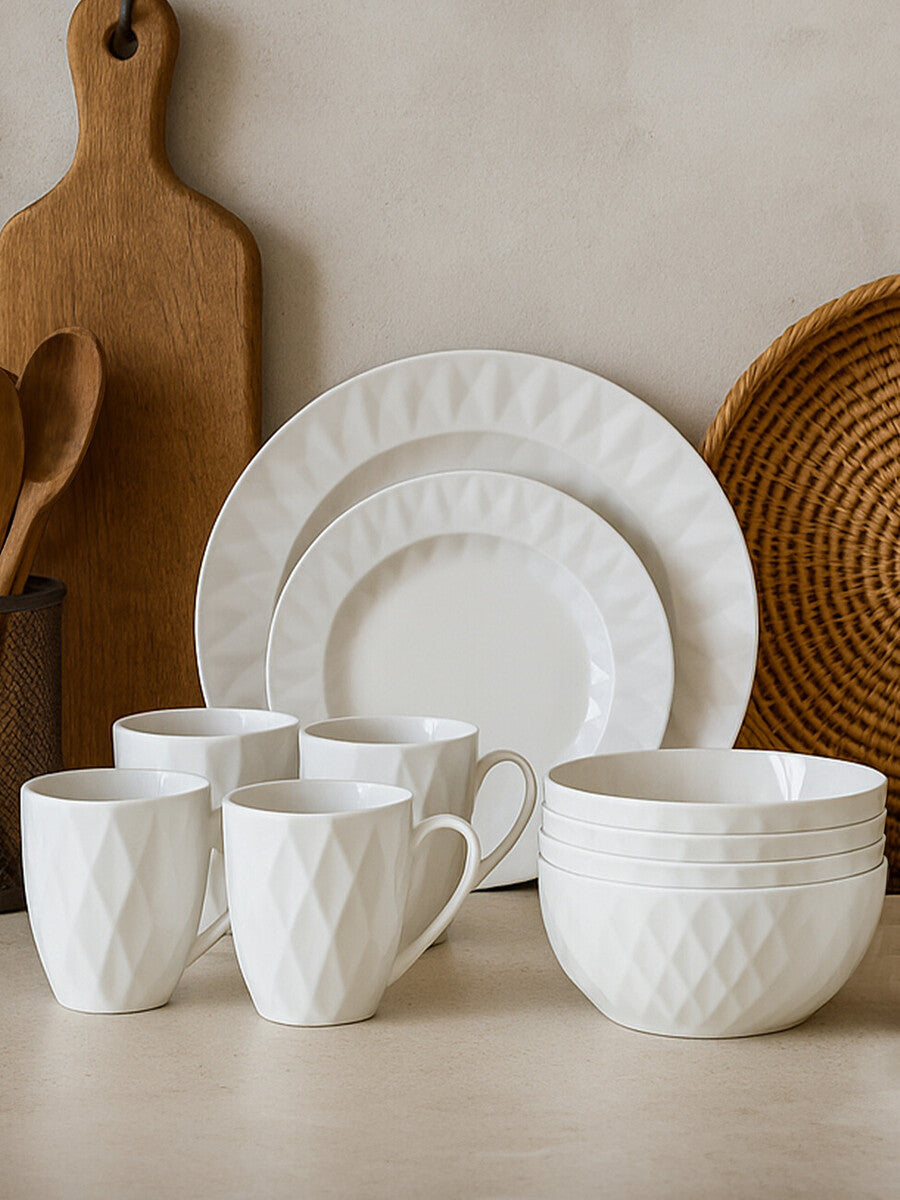 16 Piece Embossed Geometric Dinner Set