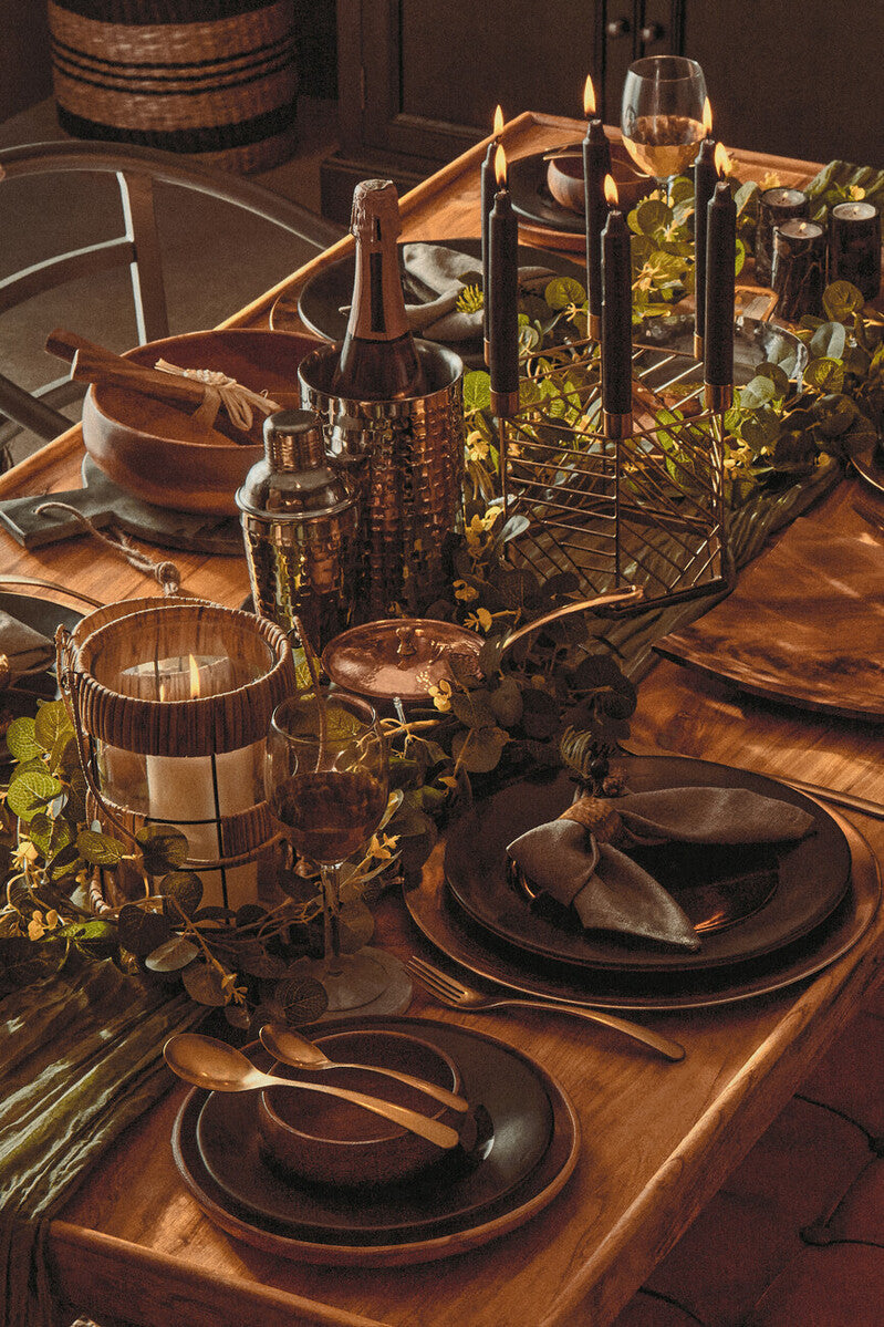 Black Stoneware Dinner Plate | Hygge
