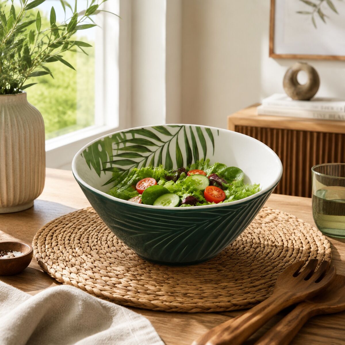 Dark Green Medium Salad Bowl with Leaf Design