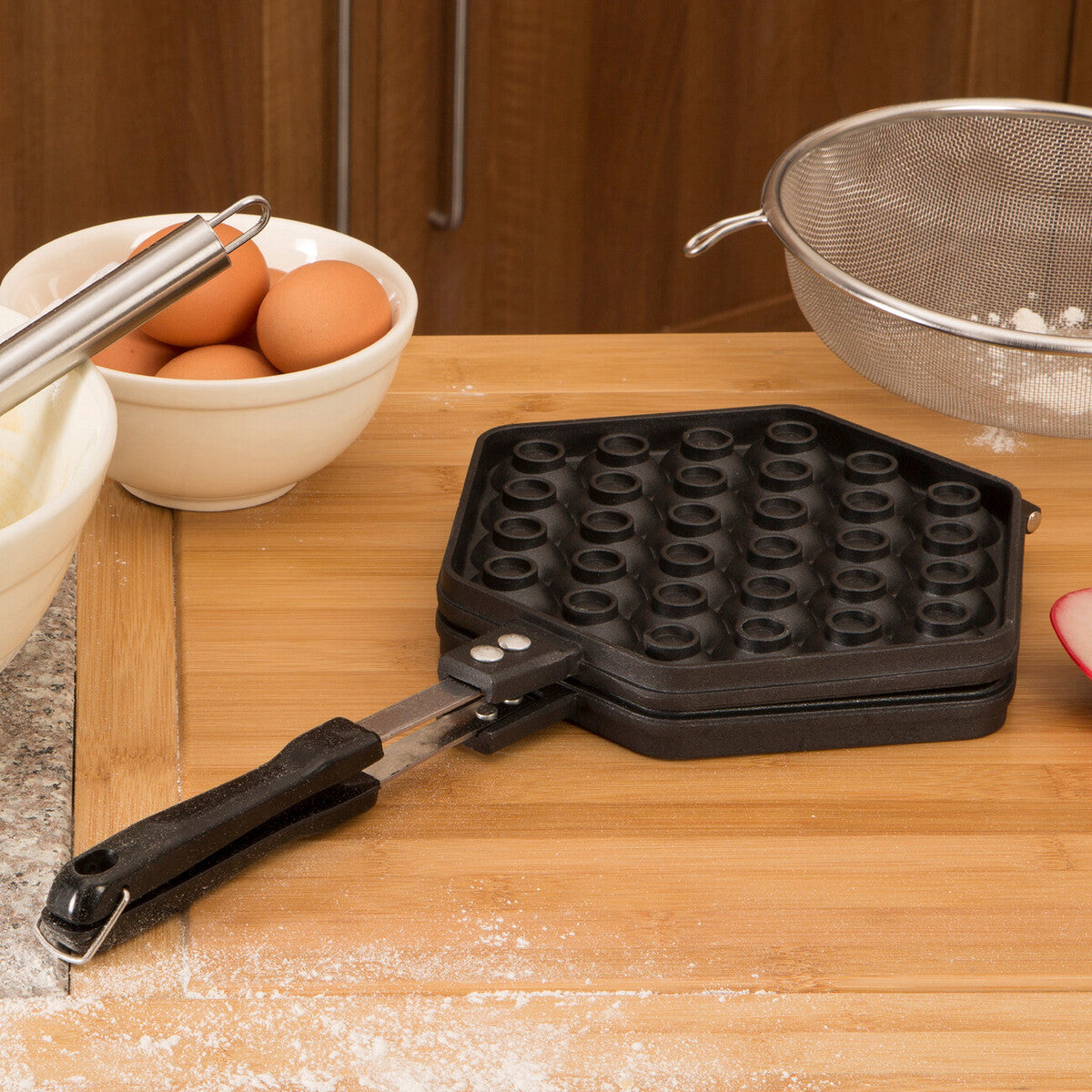 Hexagonal Eggette Waffle Maker