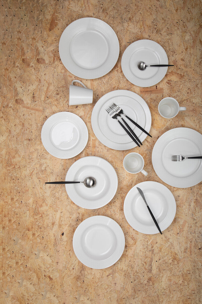16 Piece Matte Silver And Black Cutlery Set | Avie