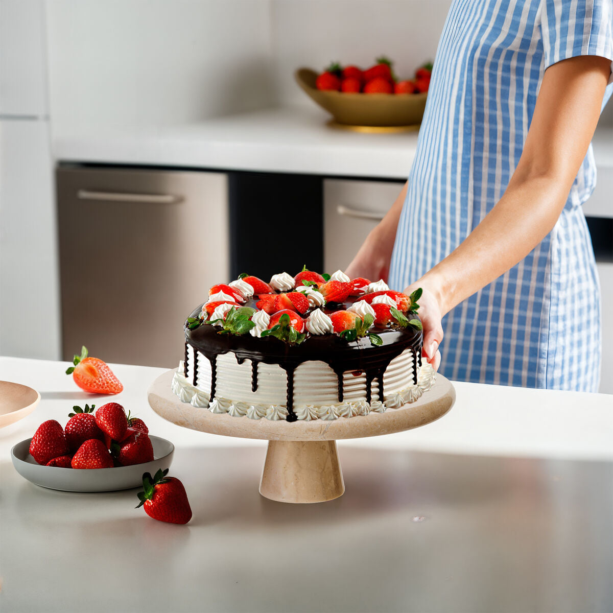 Pale Gold Marble Cake Stand