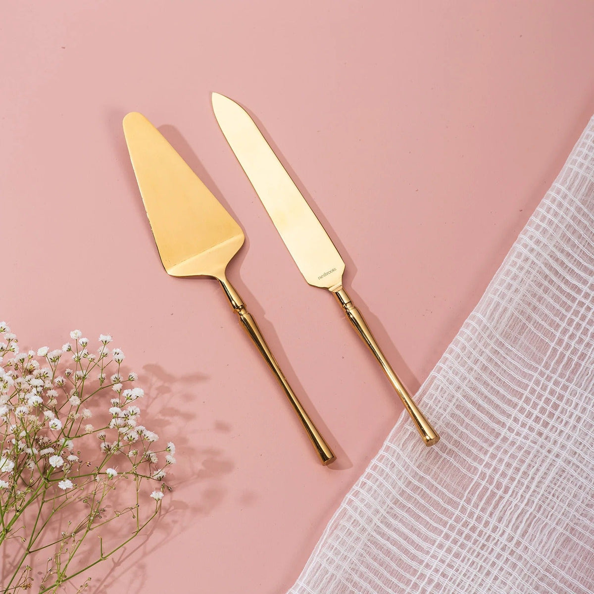 Sculpted Elegance Set of 2 Cake Servers with Curvy Handles