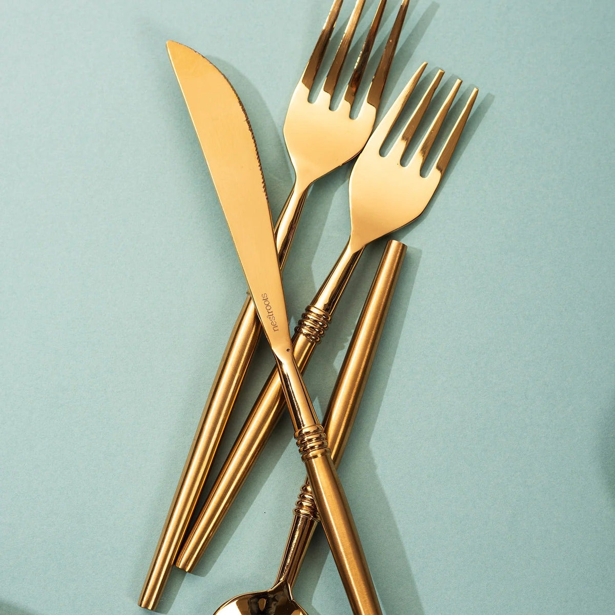 Set of 5 Cutlery with Stylish Handles