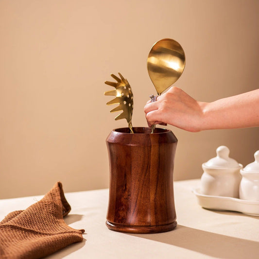 Urban Chic Spoon Stand Modern Design