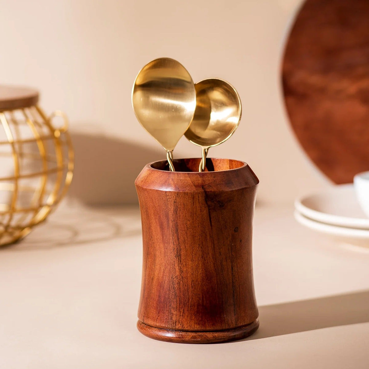 Urban Chic Spoon Stand Modern Design