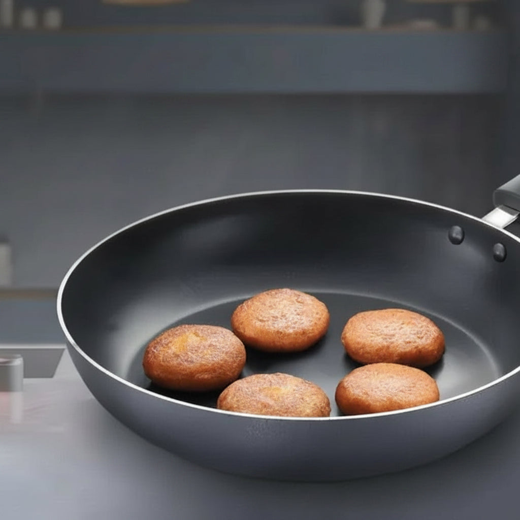 By 20 cm 1.1L Everyday Non-Stick Fry Pan Cool Touch Handle