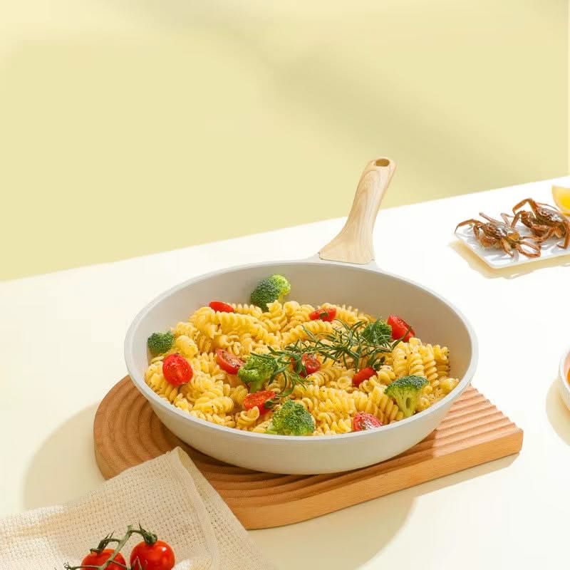 Durable Non-Stick Ceramic Sauté Pan – Great for Searing Steaks, and Versatile Everyday Cooking Meals, Compatible with Induction and Gas Stoves
