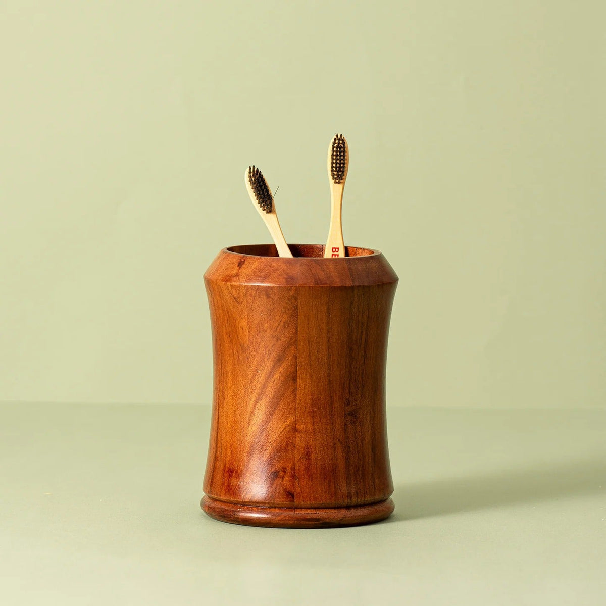 Urban Chic Spoon Stand Modern Design