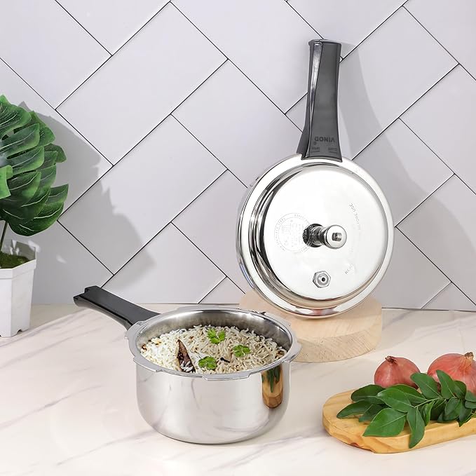Triply Stainless Steel Outer Lid Pressure Cooker, Induction Base Pressure Cooker, 3 L Capacity