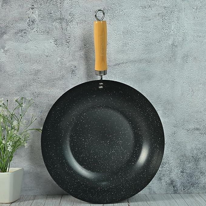 Carbon Steel Wok 28 cm With Wooden Handle, 3 Layer Non-stick Coating Wok, Black