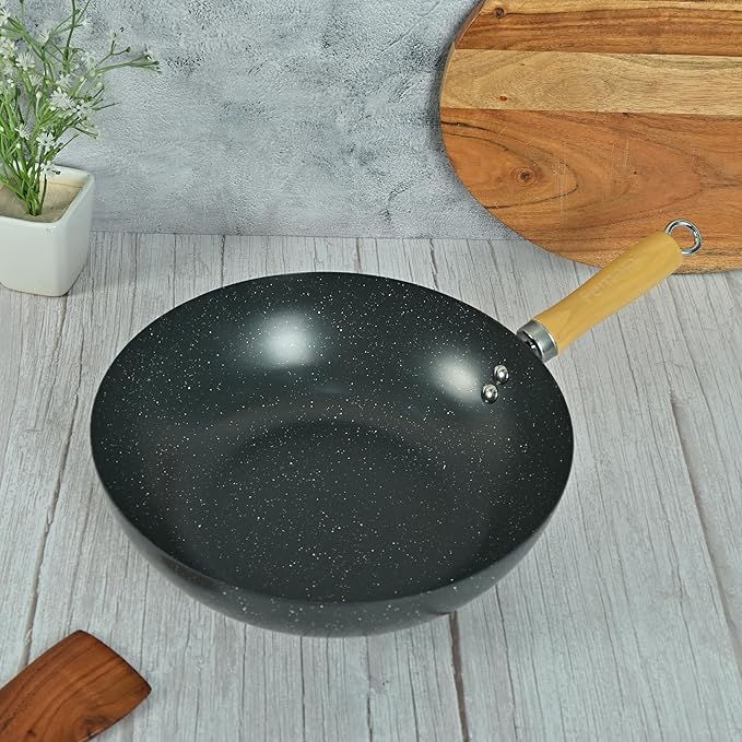 Carbon Steel Wok 30 cm With Wooden Handle, 3 Layer Non-stick Coating Wok, Black