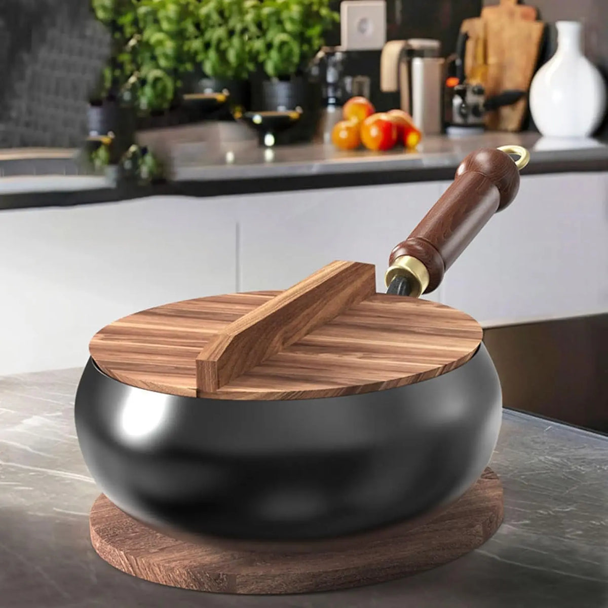 Iron Frying Pan with Beech Wood Lid – Hand-Forged Uncoated Wok-Style Pan – Best for Frying, Stewing & Deep Frying – Available in 24cm & 28cm