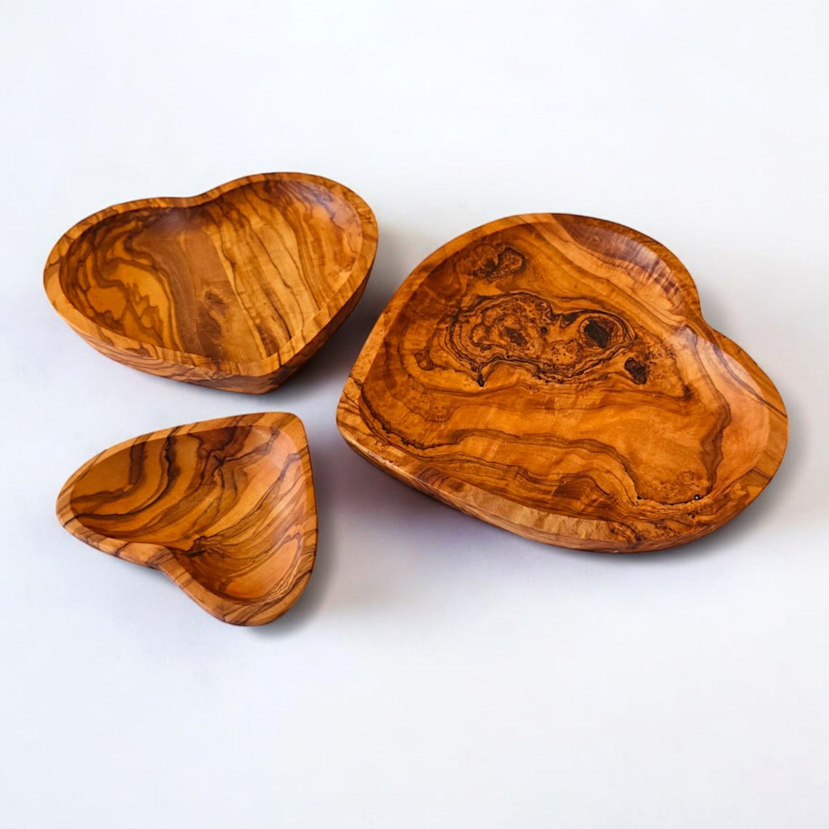 Olive Wood Heart Shaped Serving dish | 11cm 16cm 19cm Individual or 3-Piece Set