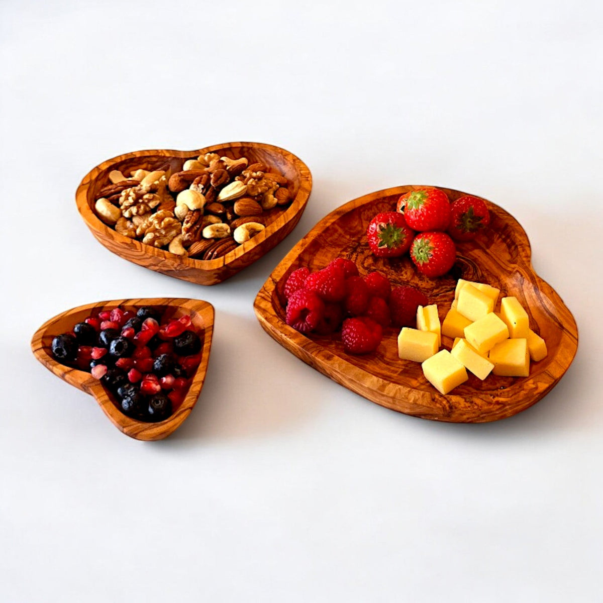 Olive Wood Heart Shaped Serving dish | 11cm 16cm 19cm Individual or 3-Piece Set set of 3 dishes