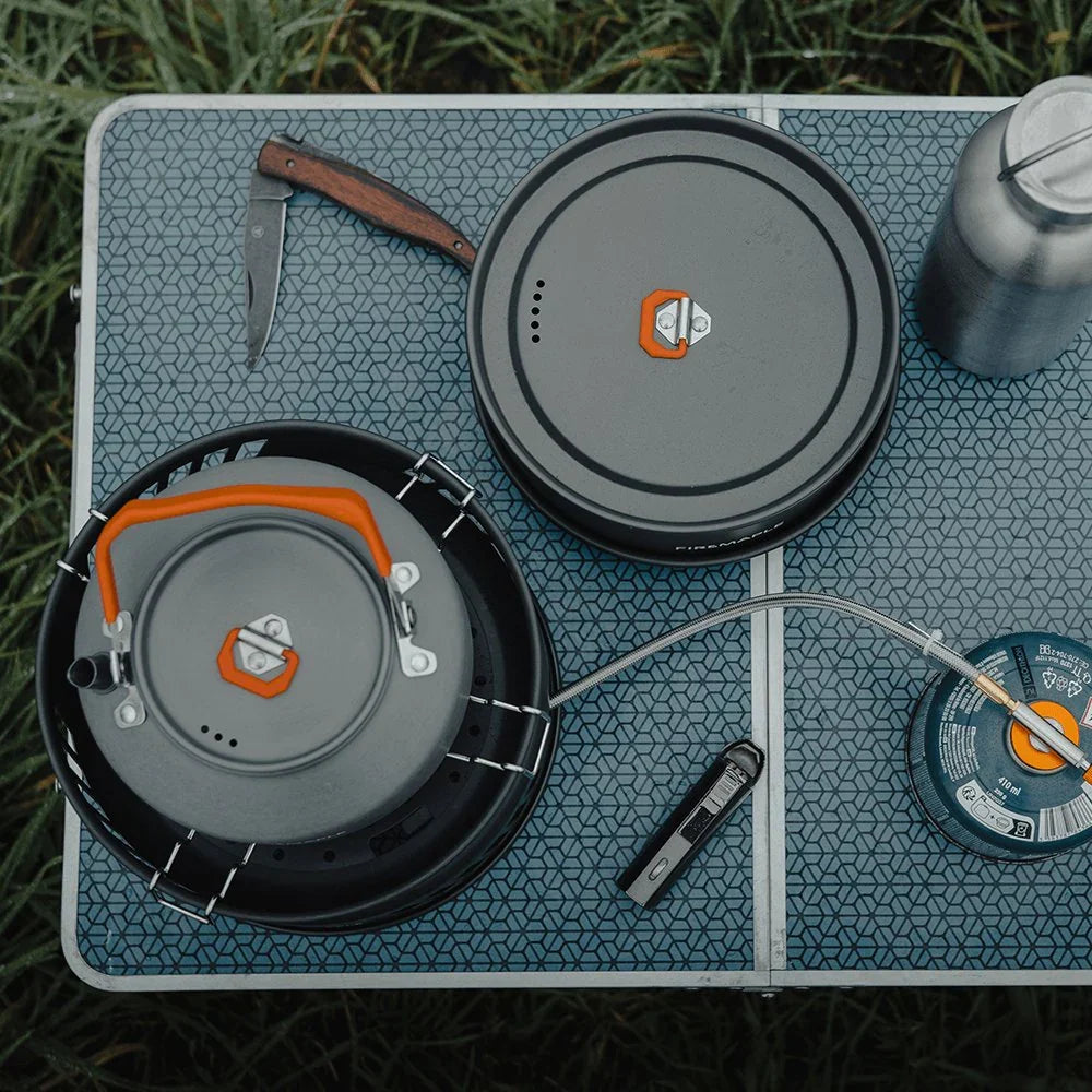 Cooking Kit with Pots and Pans with Gas Burner