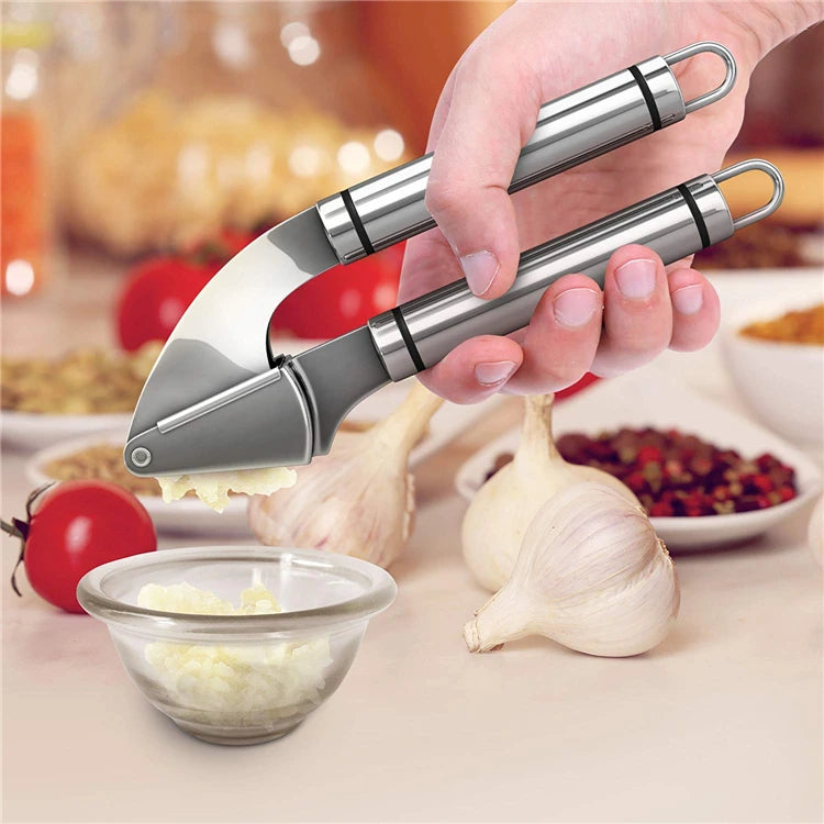 Stainless Steel Garlic Press with Silicone Garlic Peeler Roller – Rust Proof Garlic Mincer & Crusher Kit – Great for Crushing, Mincing & Peeling Garlic