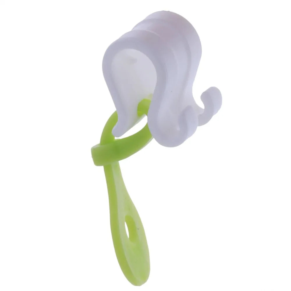 3 Piece Piping Bag Clips – Icing Bag Ties & Pastry Bag Buckles – Ideal for Mess-Free Cake Decorating & Frosting