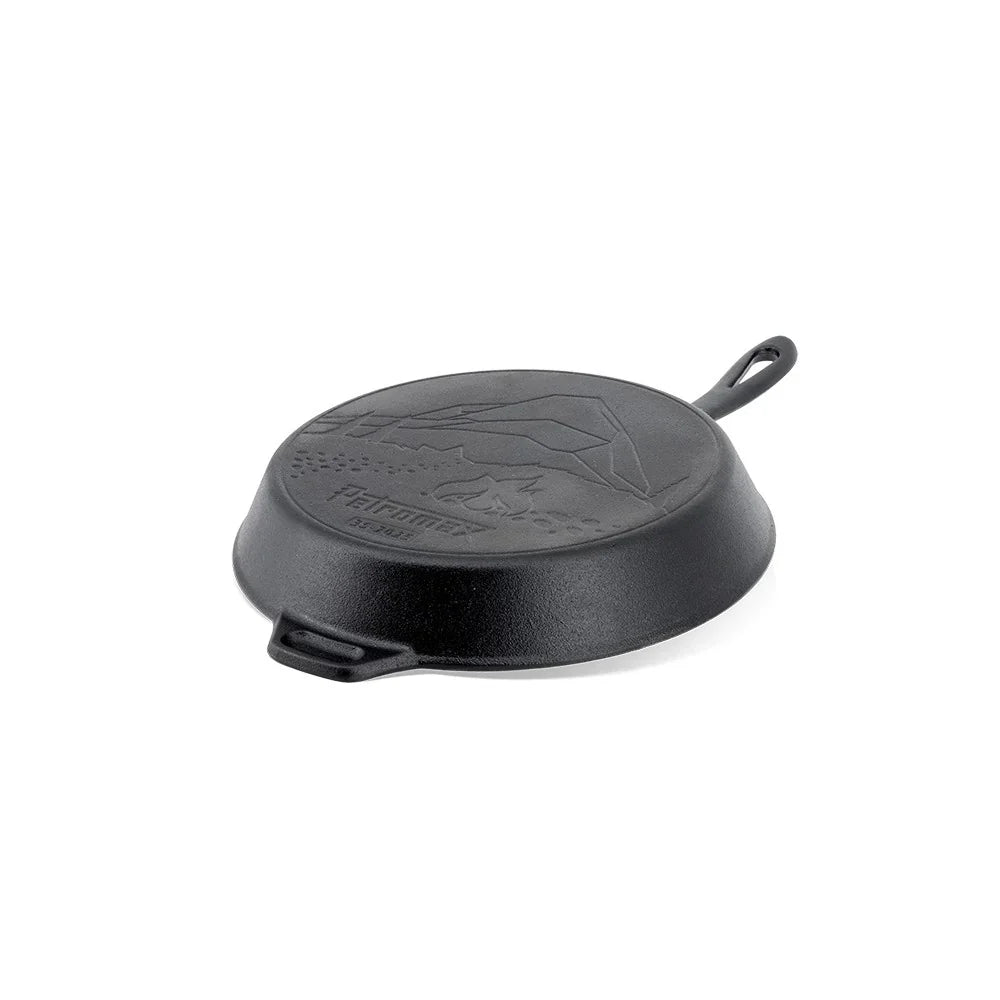 Cast Iron Skillet with Pouring Spout