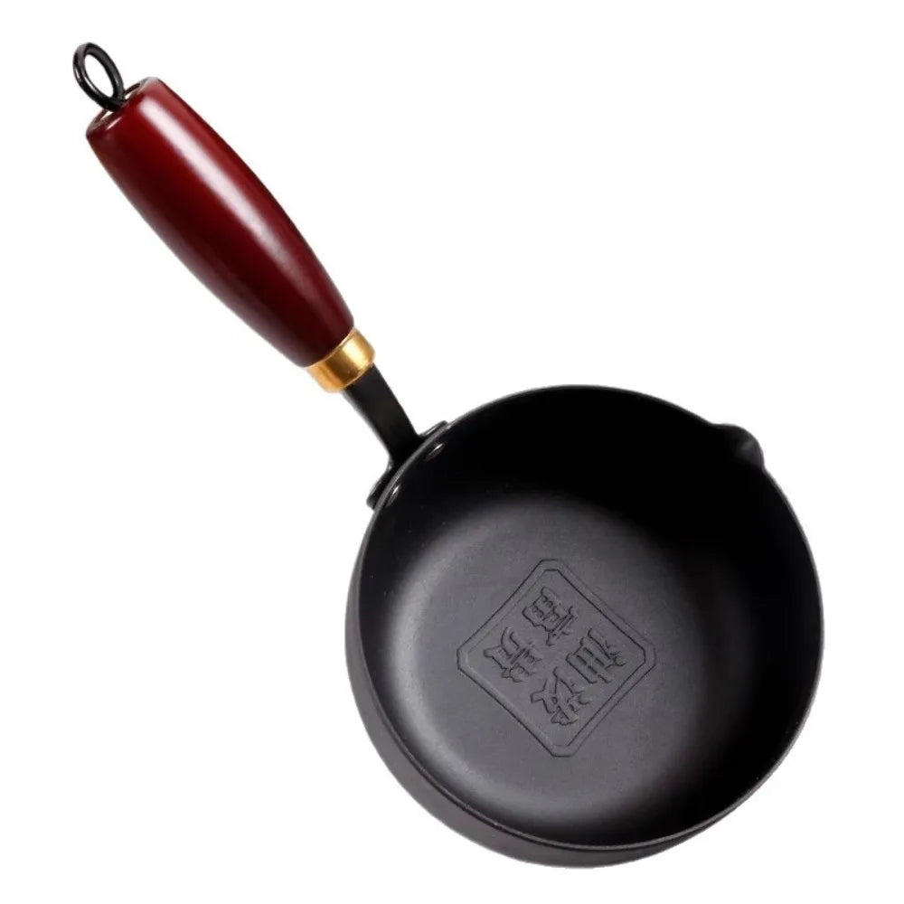 Cast Iron Hot Oil Pan with Wooden Handle – Uncoated Mini Butter Melting Pot & Omelette Pan – Ideal for Sizzling Oil, Sauces & Eggs – Available in 12cm, 14cm & 16cm
