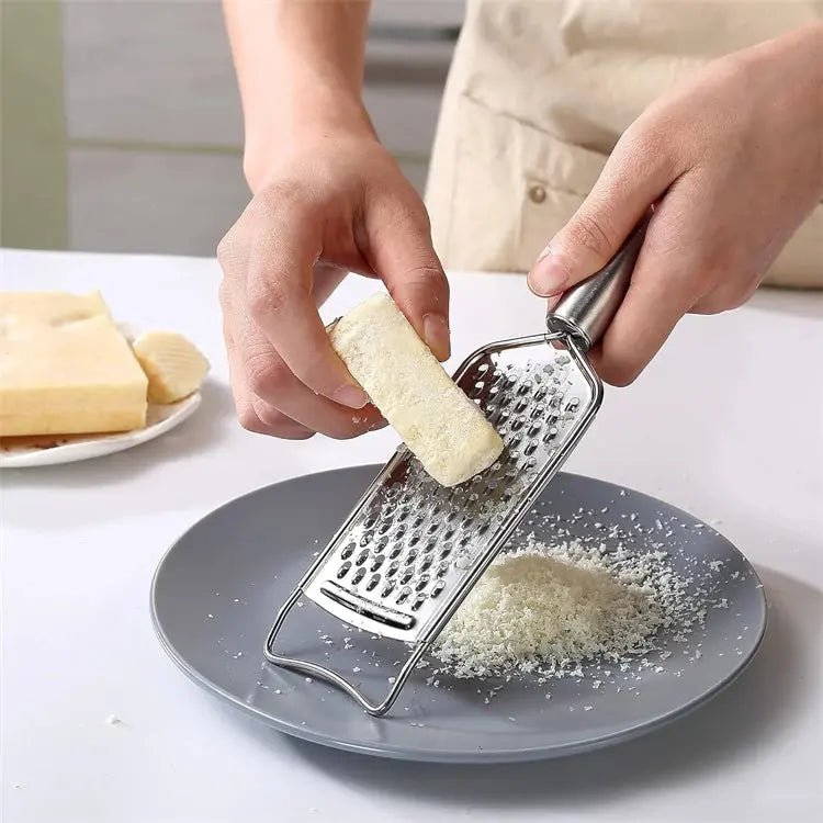 5-Piece Stainless Steel Kitchen Grater & Zester Set with Cleaning Brush – Includes Fine, Medium & Coarse Graters, Lemon Rind Remover / Citrus Peeler – Ideal for Cheese, Vegetables, Chocolate, Citrus & Daily Cooking Tasks