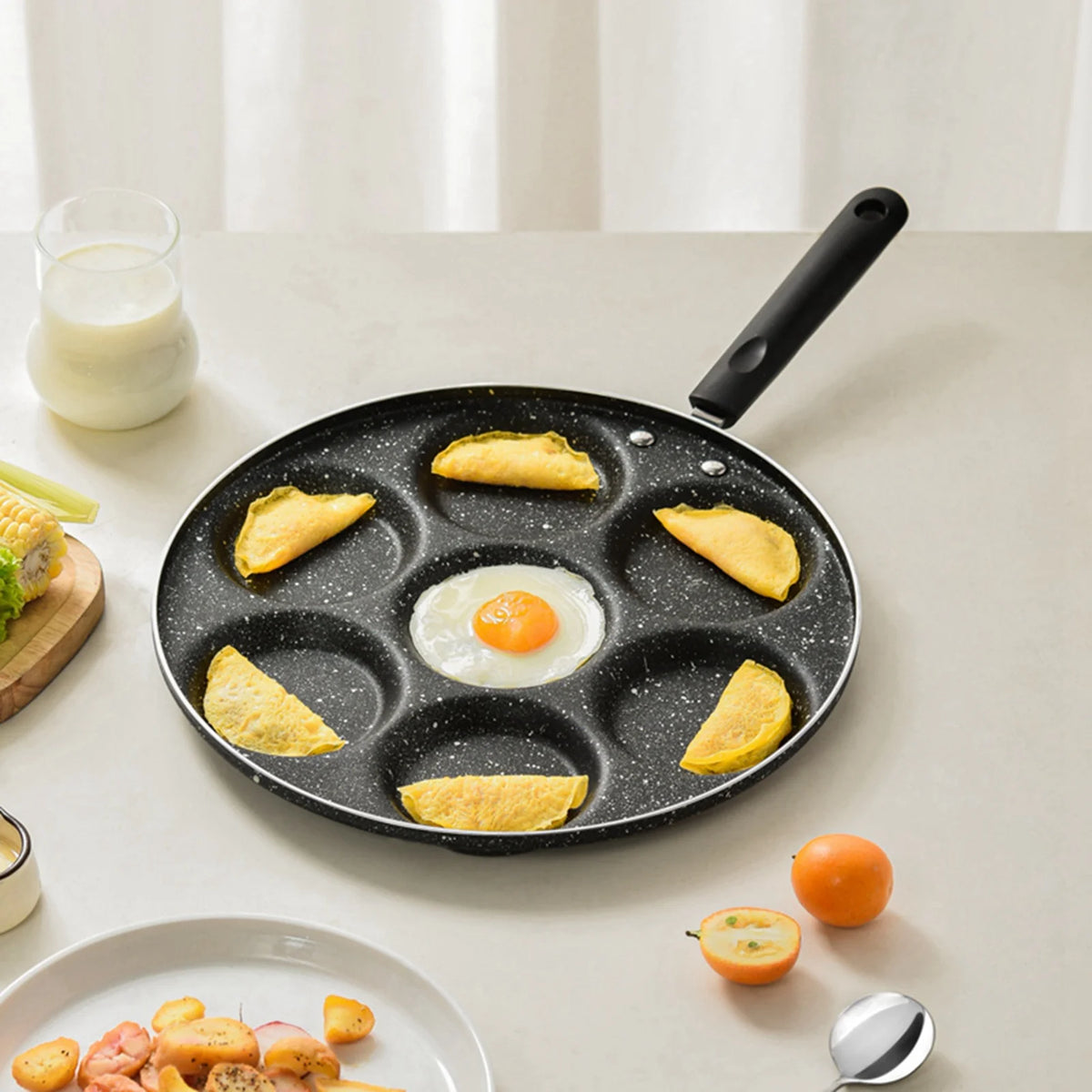Non-Stick Fried Egg & Burger Pan with 7 Cups – Aluminium Breakfast Pan with Riveted Cool-Touch Handle – Great for Eggs, Pancakes & Burgers