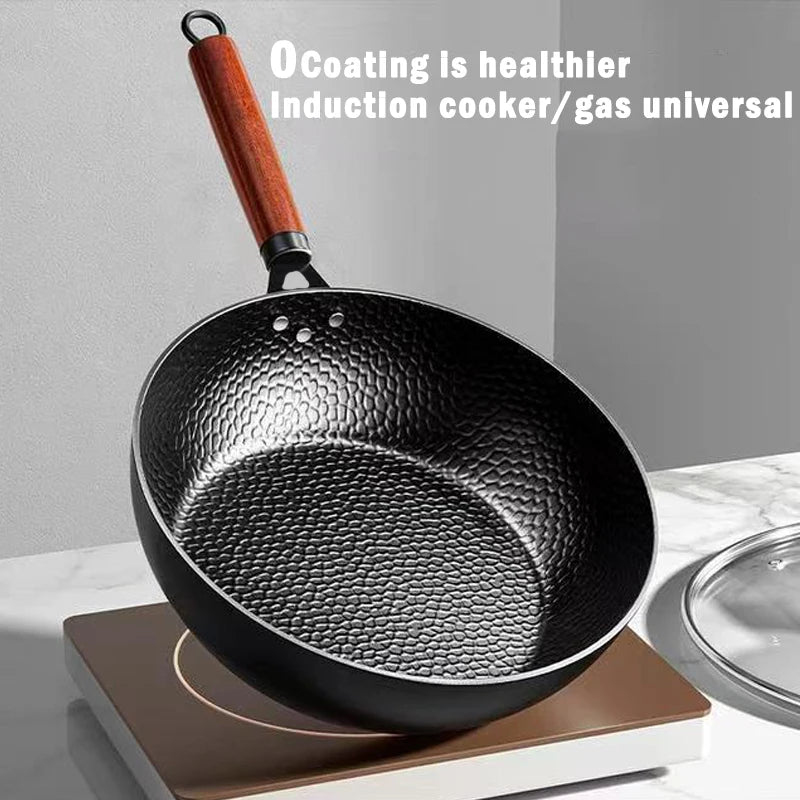 Iron Wok Pan with Wooden Handle – Uncoated Stir-Fry & Frying Pan for Gas & Induction – Great for Steaks, Pancakes & Stir-Fries (28cm)