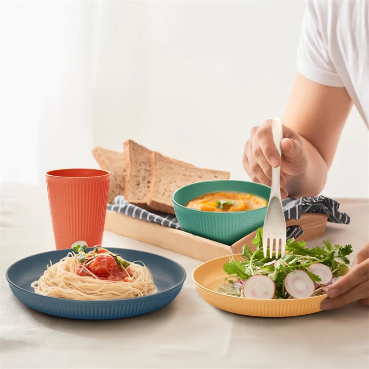 12 Piece Wheat Straw Dinnerware Set – Reusable Unbreakable Plates & Bowls – Perfect for Family Meals, Picnics & Camping