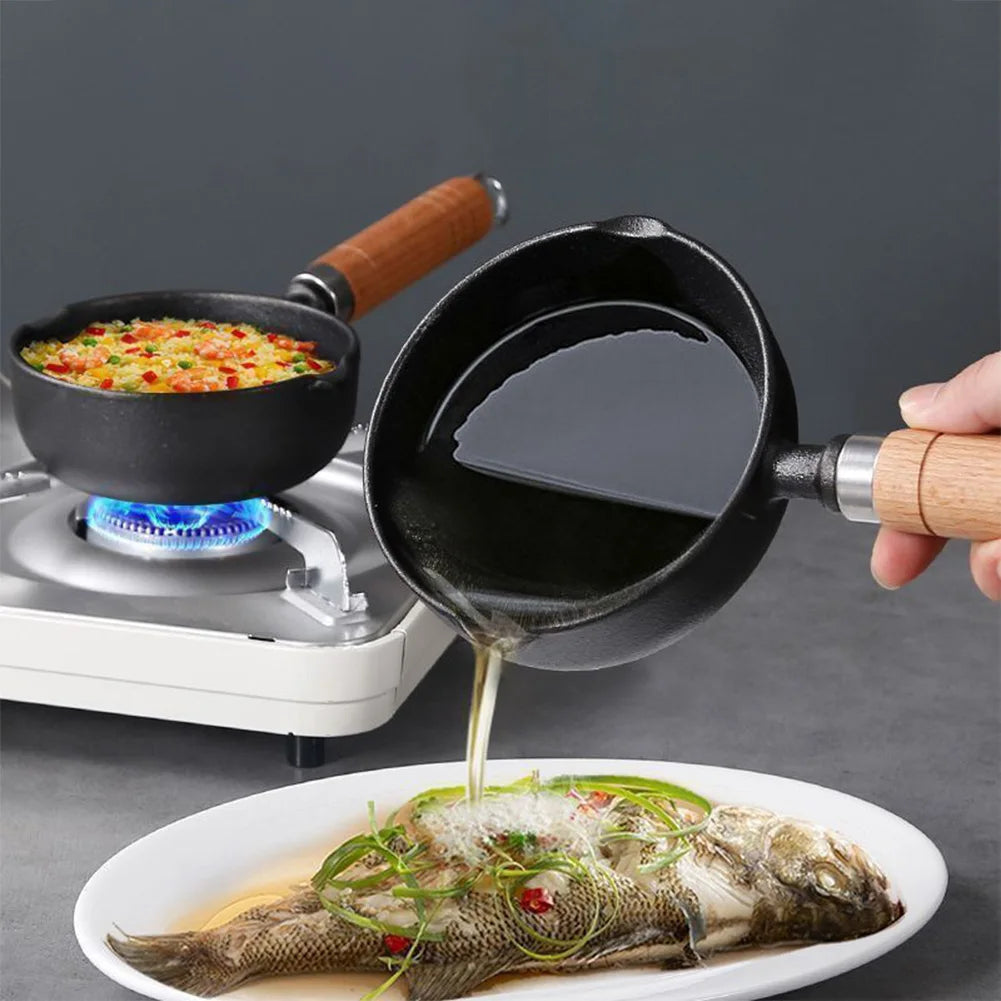 Mini Cast Iron Egg Pan with Pour Spout – Small Non-Stick Milk Pan & Butter Melting Pot – Great for Eggs, Sauces & Baby Food – Available in 11cm & 13cm