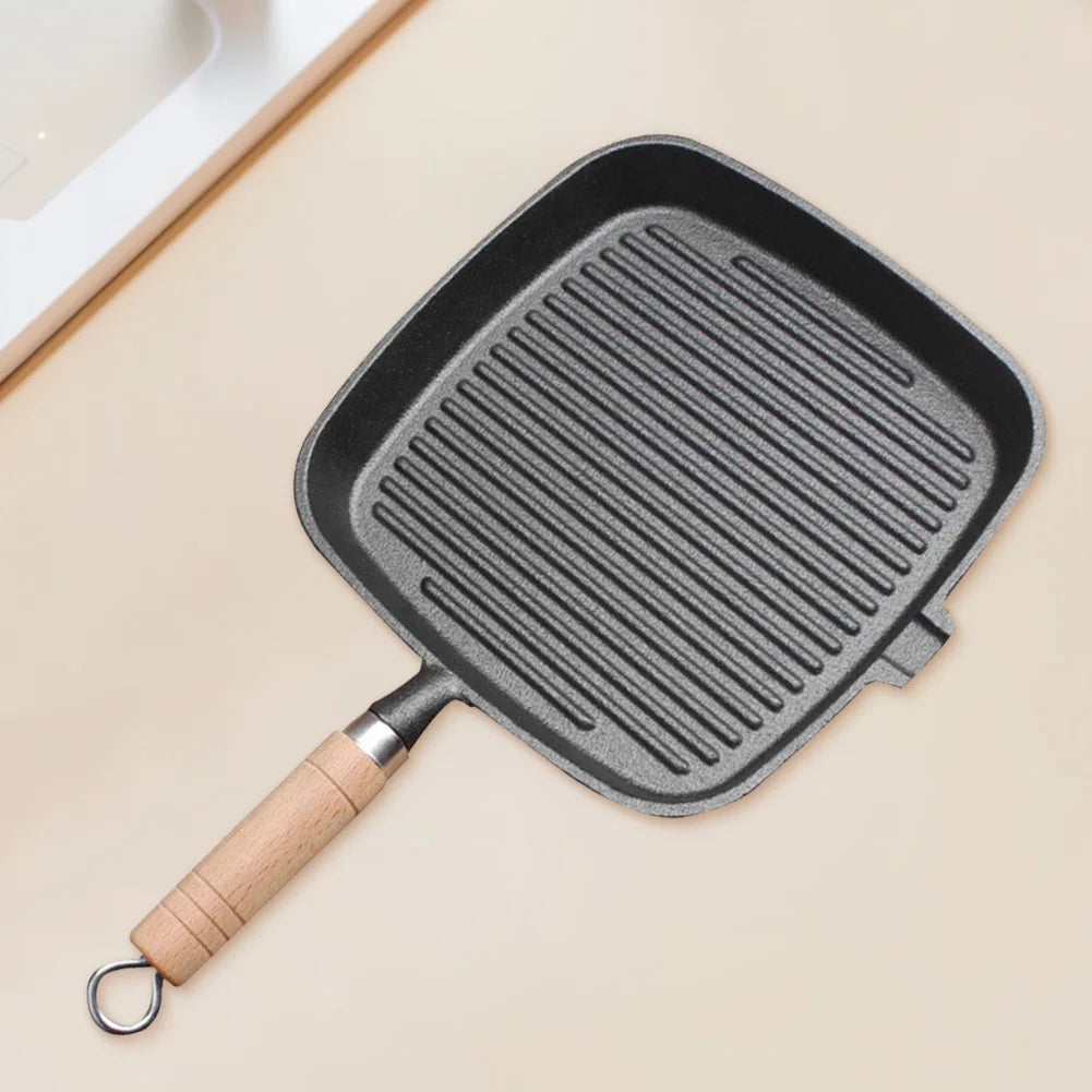 Iron Steak Pan with Folding Wooden Handle – Uncoated Skillet for Indoor & Outdoor Cooking – Perfect for Steaks, Fish & Crispy Vegetables