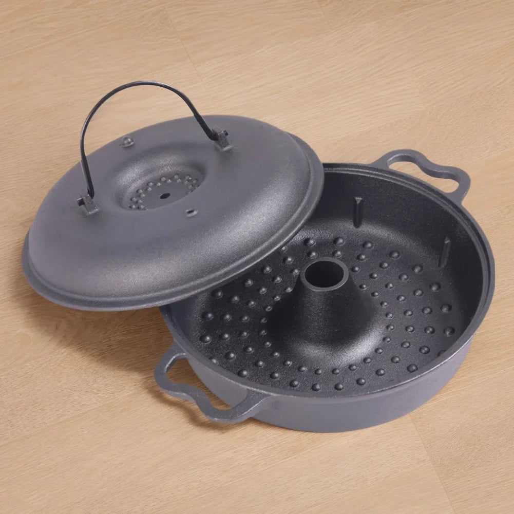 Cast Iron Sweet Potato Roaster with Lid – Garlic Roaster & Baking Pot with Centre Air Vent – Ideal for Camping, Patio & Backyard Cooking (25cm)