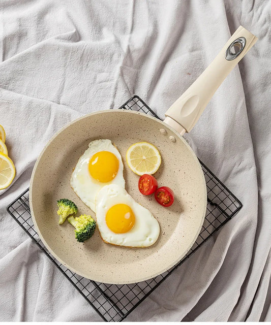 Ceramic Non-Stick Skillet – Perfect Skillet for Frying Eggs, Omelettes, Pancakes, Crepes, Steak, Searing, Sautéing, Sauces & Daily Cooking – Compatible with Gas & Induction Cookers – Available in 20cm, 24cm, 28cm