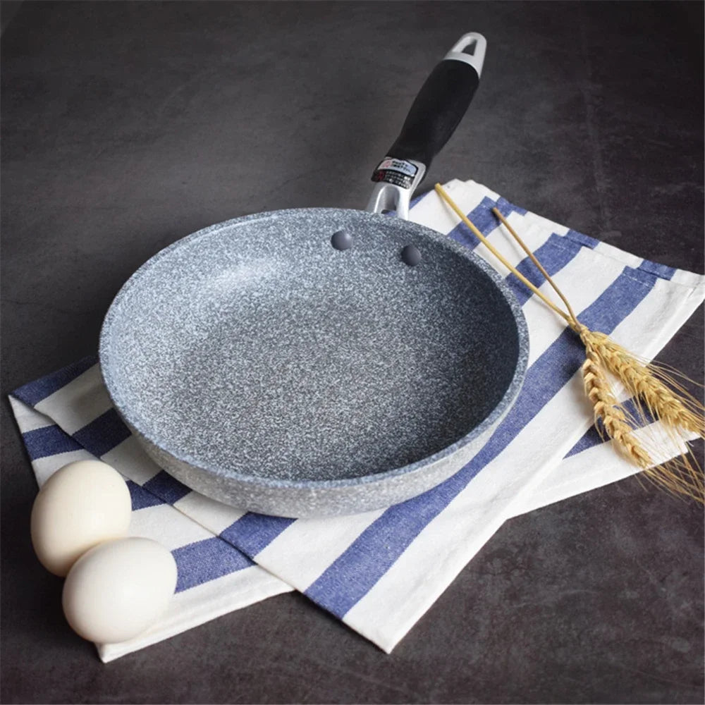 Non-Stick Frying Pan, Wok & Pancake Pan Range – Aluminium Induction Pans with Bakelite Handles & Matching Lids – Perfect for Eggs, Stir-Fries & Pancakes – Available in 20cm to 28cm