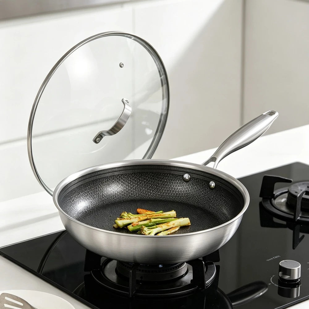 Honeycomb 3-Layer Stainless Steel Non-Stick Frying Pan with Lid – Cool-Touch Handle Skillet, Oven Safe to 315°C – Best for Eggs, Steaks & Omelettes (26cm)