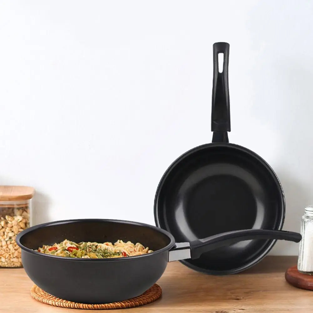 Uncoated Cast Iron Egg Pan with Long Handle – Small One-Piece Frying Pan – Best for Eggs, Fritters & Stir-Fries – Available in 14cm, 16cm & 18cm