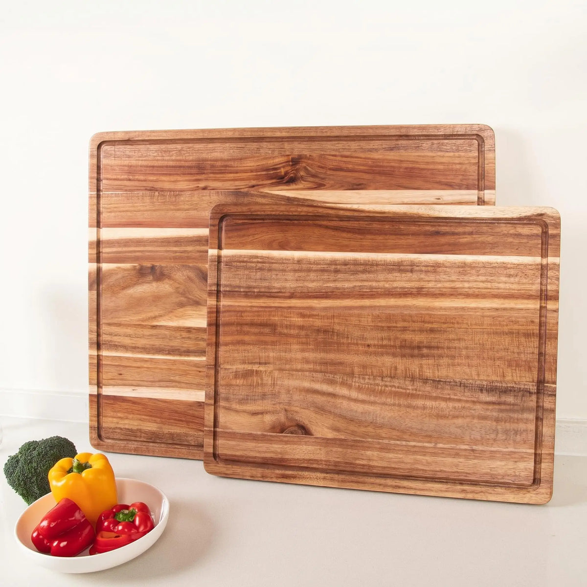 Extra Large Acacia Wood Chopping Board Set – Thick Butcher Blocks with Deep Juice Grooves – Great for Carving, Meal Prep & Serving – Available in 2 & 3 Piece Sets (61 x 45.7cm) 2 Piece Set United Kingdom