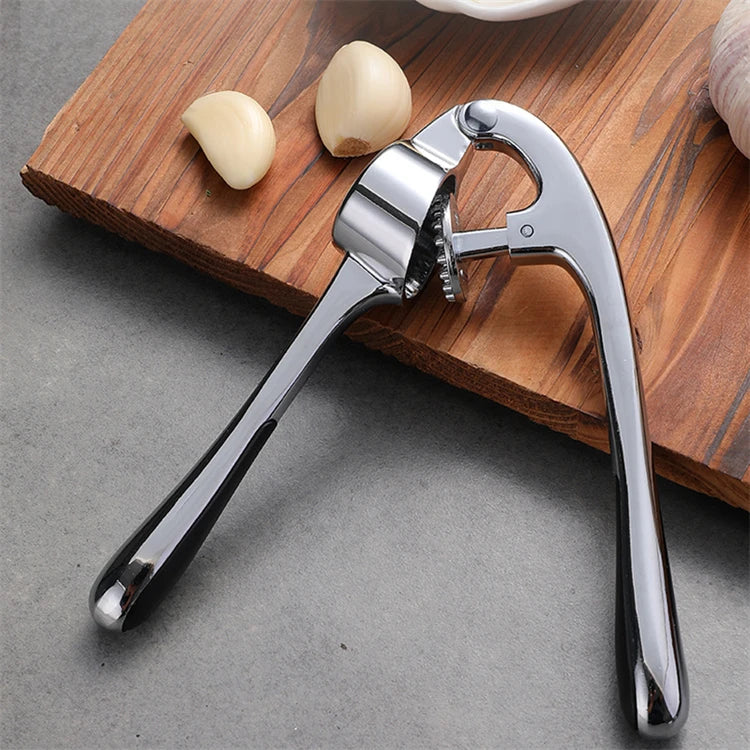 Zinc Alloy & Stainless Steel Garlic Press – Easy Squeeze Garlic Mincer & Crusher – Ideal for Fresh Garlic in Everyday Cooking – Available in Silver, Black & Gold Colours