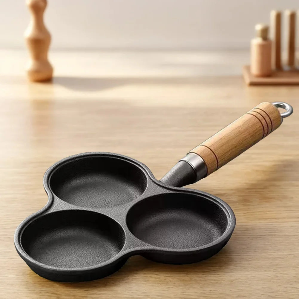3 Hole Egg Pan – Non-Stick Cast Iron Breakfast Pan with Marble Coating – Ideal for Fried Eggs, Pancakes & Burgers