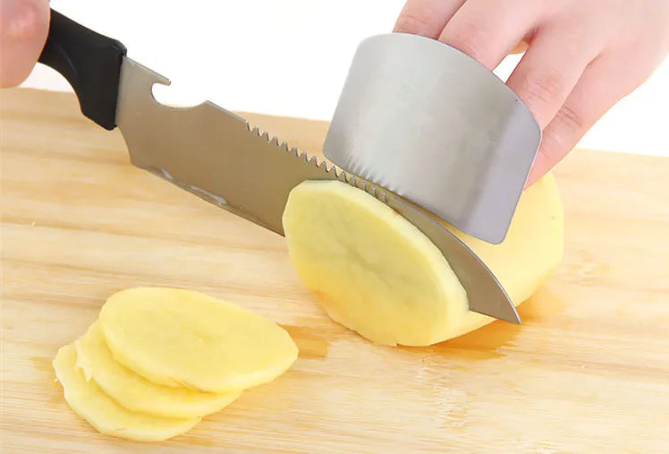 Stainless Steel Finger Guard – Kitchen Knife Safety Finger Protector – Perfect for Safe Chopping & Slicing